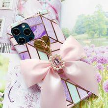 Load image into Gallery viewer, Pearly Bows - Pink Phone/Bag Charm
