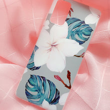 Load image into Gallery viewer, Flower Print Pale Green Phone Cover
