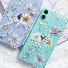 Load image into Gallery viewer, Shine Flowers Beaded Phone Charm
