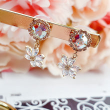 Load image into Gallery viewer, Flower Gems Earring
