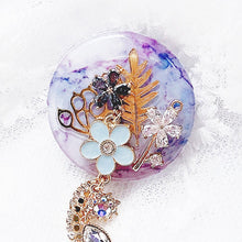 Load image into Gallery viewer, Purple Florals Phone Grip
