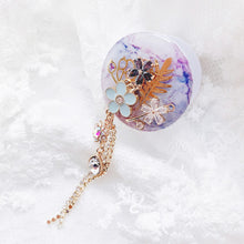 Load image into Gallery viewer, Purple Florals Phone Grip
