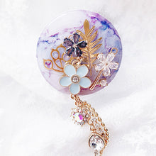 Load image into Gallery viewer, Purple Florals Phone Grip
