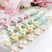 Load image into Gallery viewer, Day Day's Short Flower Phone Strap
