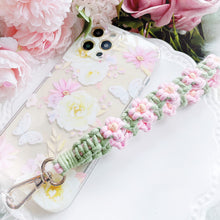 Load image into Gallery viewer, Day Day's Short Flower Phone Strap
