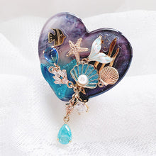 Load image into Gallery viewer, Heart Shaped Mermaid Tail Phone Grip
