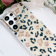Load image into Gallery viewer, Leopard Print Phone Cover
