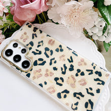 Load image into Gallery viewer, Leopard Print Phone Cover
