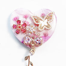 Load image into Gallery viewer, Butterfly Blush Heart Shaped Phone Grip
