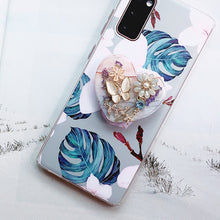Load image into Gallery viewer, Butterfly Natural Heart Shaped Phone Grip
