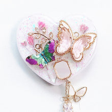 Load image into Gallery viewer, Butterfly Glitters Heart Shaped Phone Grip
