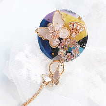 Load image into Gallery viewer, Butterfly Vintage Phone Grip
