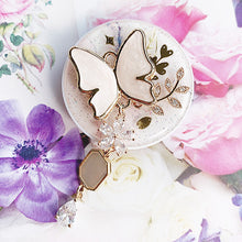 Load image into Gallery viewer, The Big Butterfly Phone Grip
