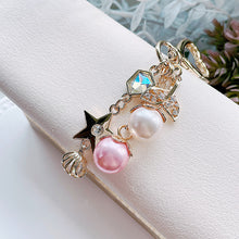 Load image into Gallery viewer, Hurley's Bag Charm
