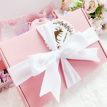 Load image into Gallery viewer, Christmas Gift Set ~ Joy Bow
